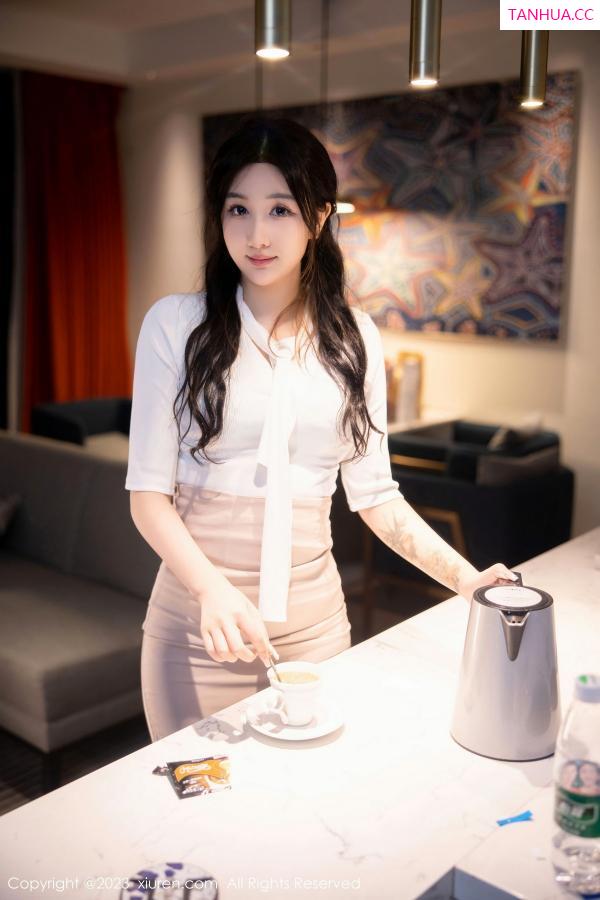 江真真  [XiuRen]高清写真图 2023.02.02 No.6207 江真真 妩媚美腿第17张图片
